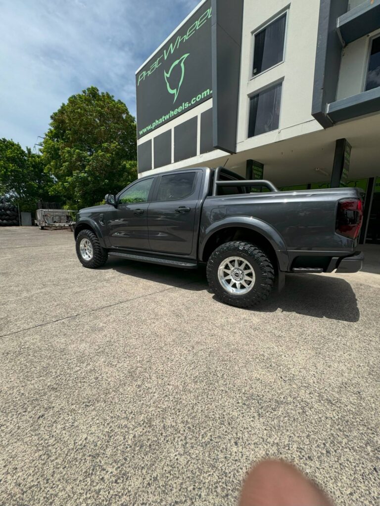 Next Gen Ranger with Elite wheels, Utemart flares and Oztec 2-inch lift