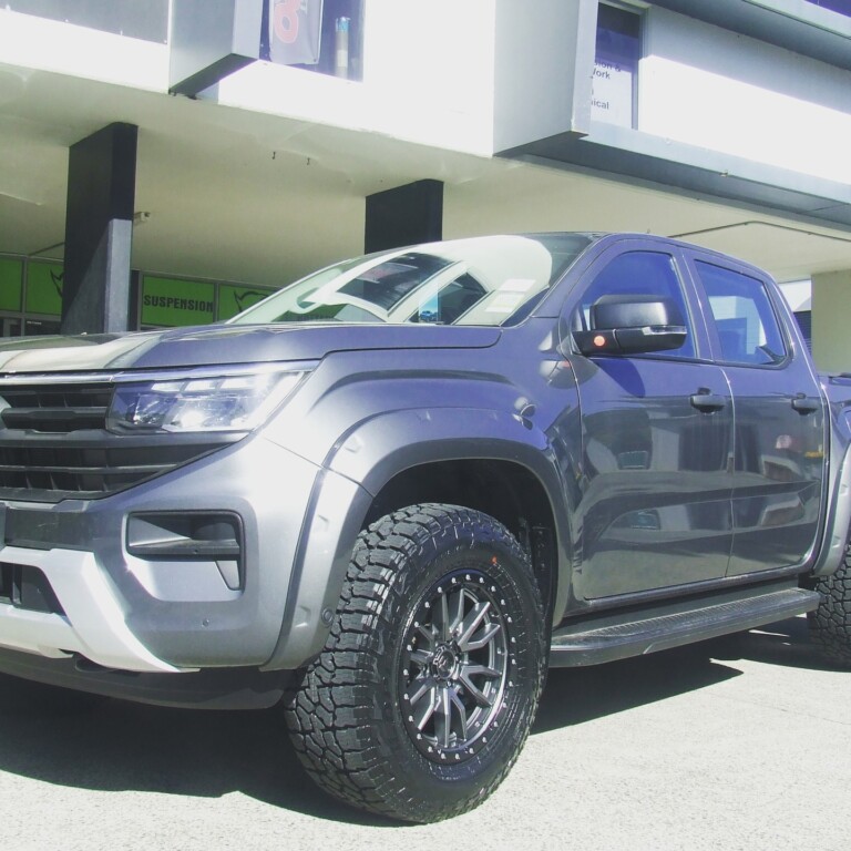 Amarok with Fuel wheels, Falken Wildpeak A/T tyres and colour-matched flares