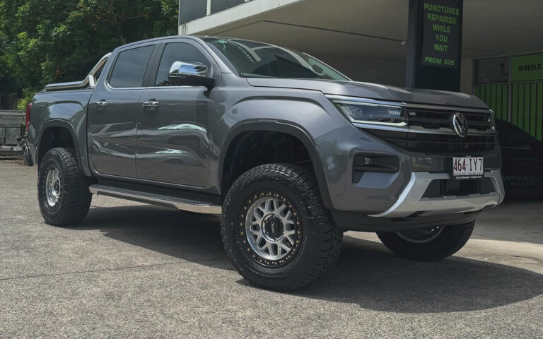 Amarok with KMC KM549 GRS wheels, Falken Wildpeak AT3W tyres, Dobinsons lift kit and Blackhawk 4x4 upper control arms