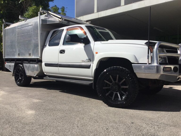 Chevrolet Silverado with 20-inch XD Outbreak wheels and Nitto Ridge Grappler tyres