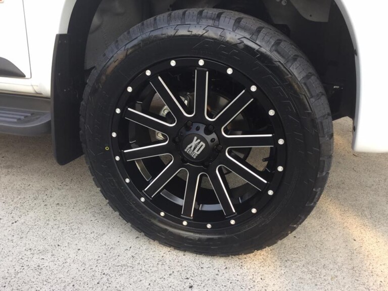 Colorado with 20-inch KMC Heist wheels with milling and Nitto Terra Grappler tyres