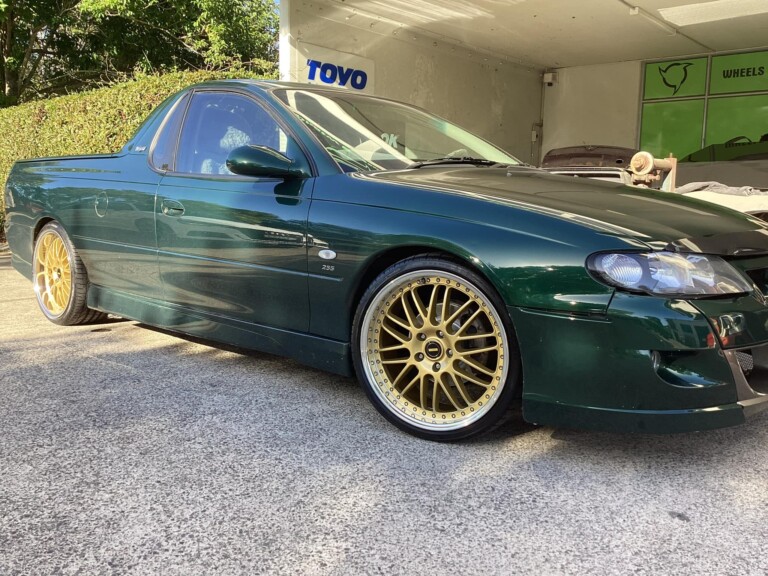 Commodore ute with Simmons OM wheels and Pirelli P Zero tyres