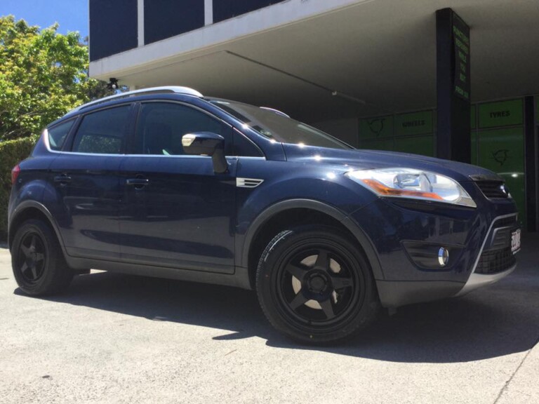 Ford Kuga with 18-inch Motegi Racing MR137 wheels and Winrun R330 tyres