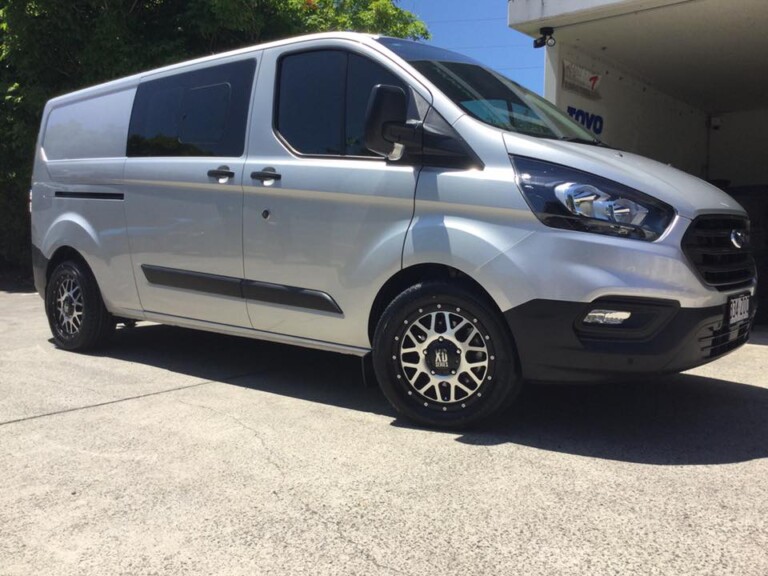 Ford Transit van with 17-inch XD wheels and Maxtrek Maximus tyres