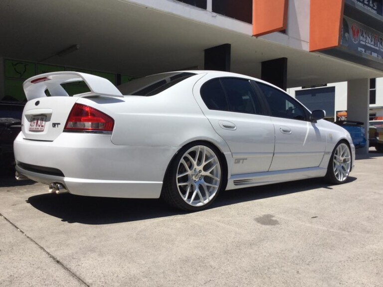 GT Falcon with 20-inch staggered SSW machined wheels in white