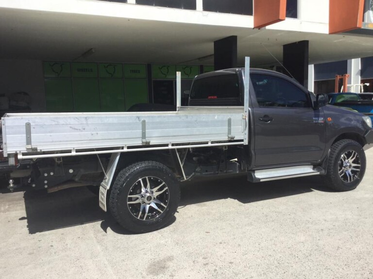 Hilux with 17-inch SSW Cliff wheels with machined face and Nitto Terra Grappler tyres