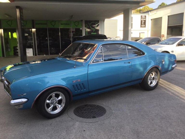 HK Monaro with 15-inch staggered Performance Classic wheels in polished finish