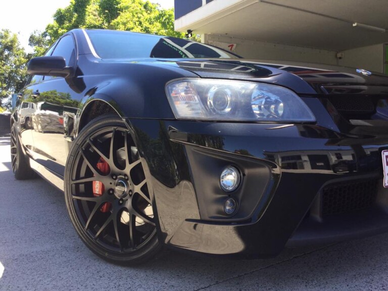 Holden Clubsport R8 with staggered 20-inch SSW M-Spec wheels and Nitto Invo tyres