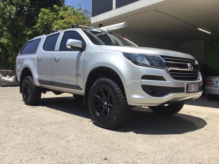 Holden Colorado with 17-inch Diesel Avalanche wheels, Nitto Ridge Grappler tyres and Oztec 2-inch lift