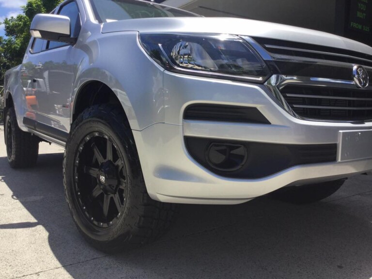 Holden Colorado with 18-inch King Blade wheels and Nitto Terra Grappler tyres