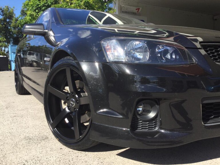 Holden SS ute with 20-inch SSW Stella 2 wheels and Pace Alventi tyres