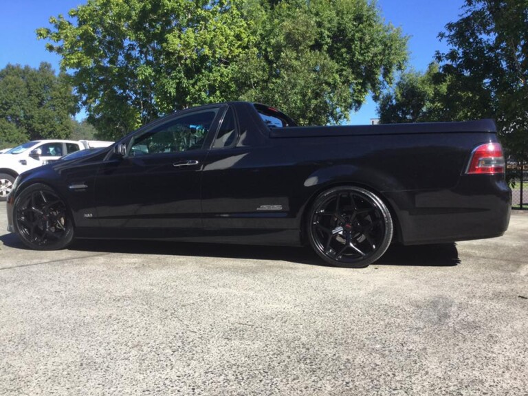 Holden SS ute with staggered 20-inch SSW Dominate wheels and Pace Alventi tyres