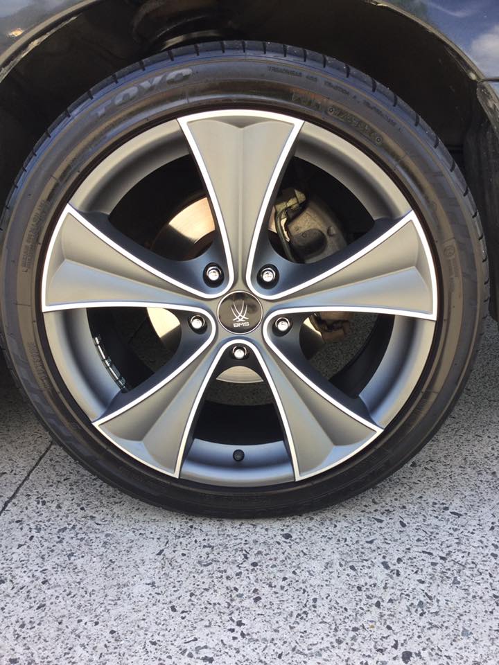 Holden Statesman with 18-inch BMS Onyx wheels and Toyo Proxes tyres