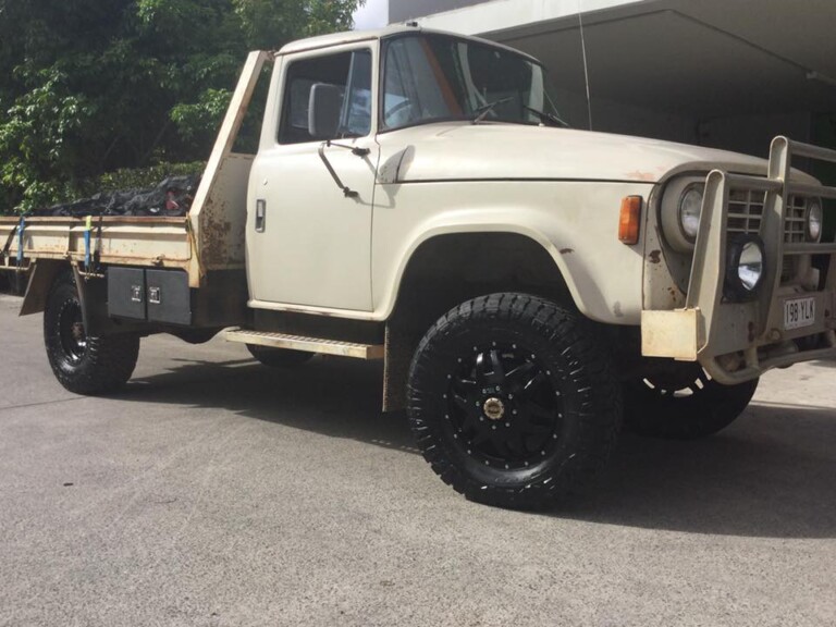 International truck with XD Machete wheels, 20-inch front and 17-inch rear, and 37-inch Nitto Ridge Grappler tyres