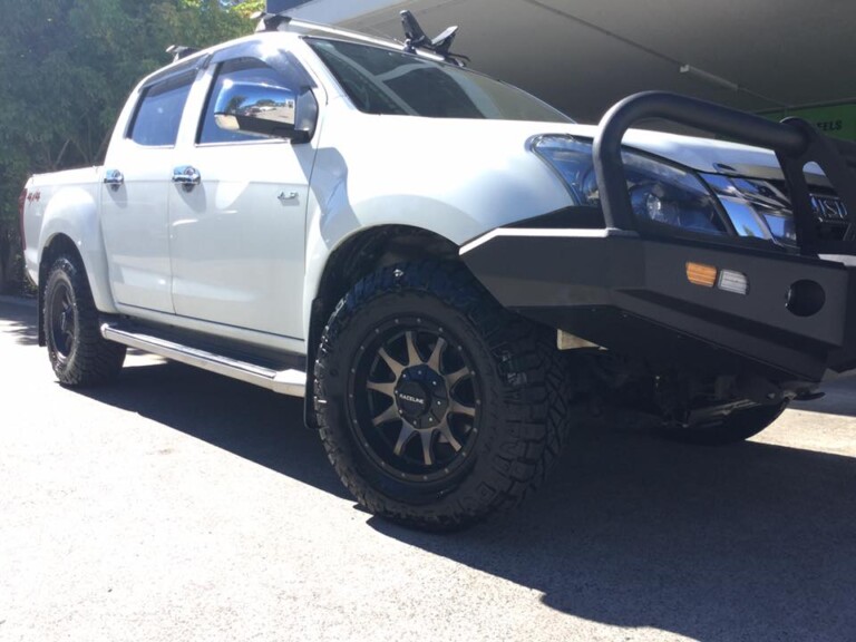 Isuzu D-Max with 17-inch Raceline Shift wheels and Nitto Ridge Grappler tyres
