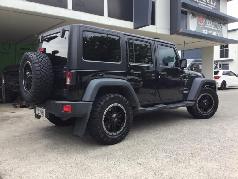 Jeep Wrangler with 18-inch Tuff T16 wheels and Nitto Ridge Grappler tyres