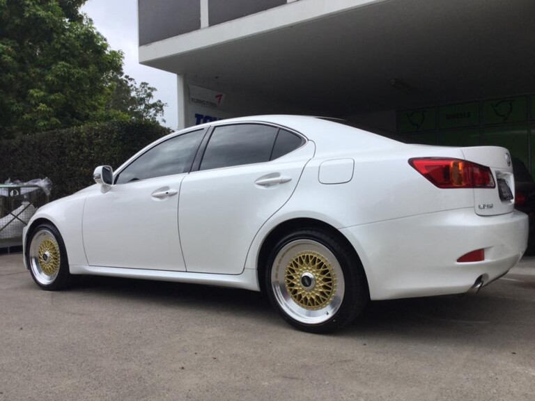 Lexus with 18-inch Vision wheels in gold with machined lip