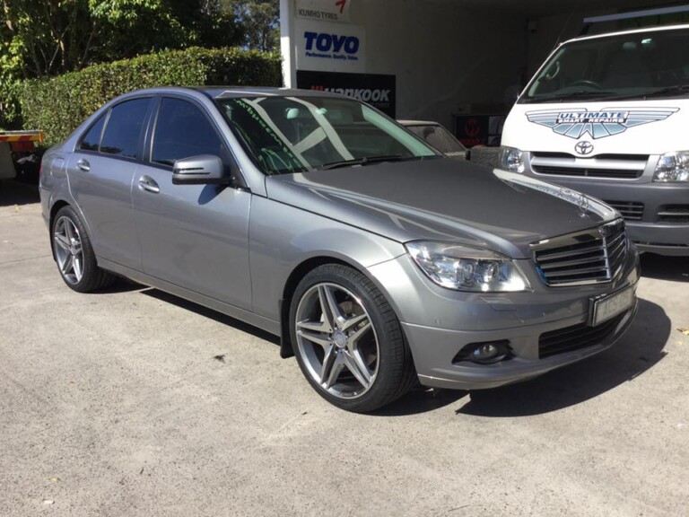 Mercedes with 18-inch M633 machined wheels in gunmetal