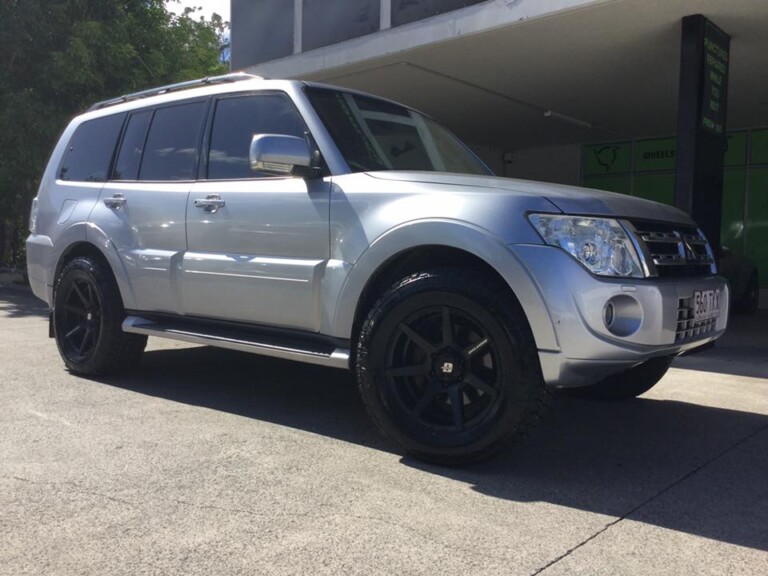 Mitsubishi Pajero with 18-inch Diesel Avalanche wheels and Nitto Terra Grappler tyres