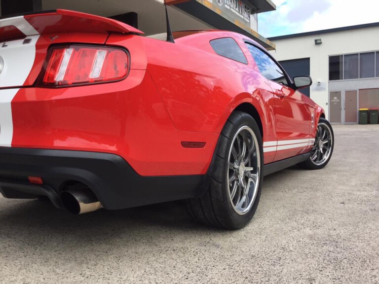 Mustang GT500 with custom 20-inch staggered American Racing VN407 wheels with centre spin lock caps and Mickey Thompson ET Street drag radials on the rear, Nitto Invo tyres up front