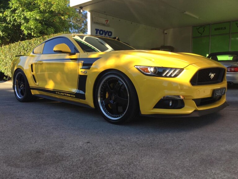 Mustang with 20-inch staggered Simmons FR-1 wheels and Nitto Invo tyres