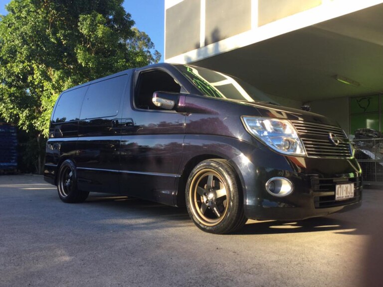 Nissan Elgrande with Klutch SL-5 wheels in black with bronze lip