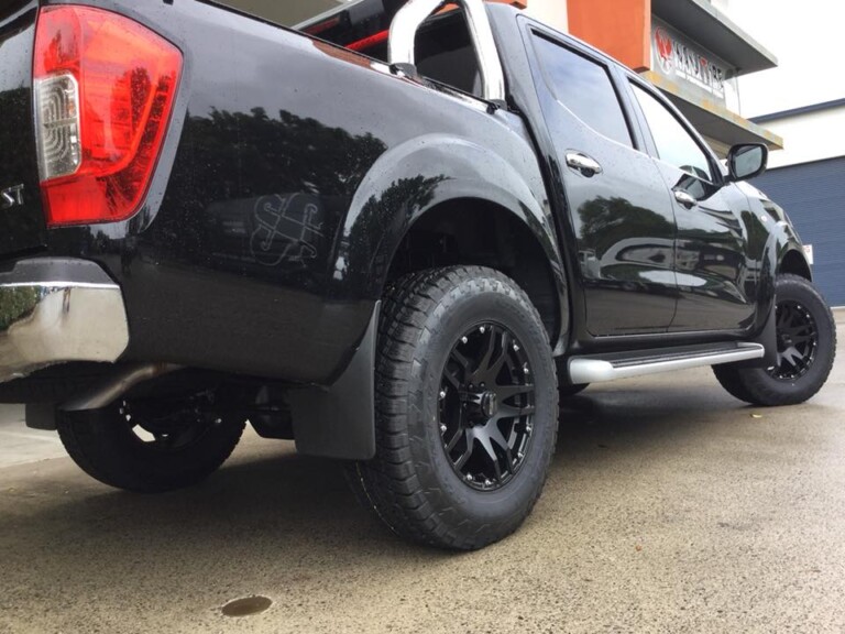 Nissan Navara NP300 with 17-inch SSW Cliff wheels and Nitto Terra Grappler tyres