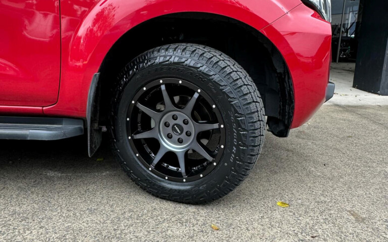 Nissan Navara with ROH Trophy wheels and Pirelli Scorpion AT Plus tyres