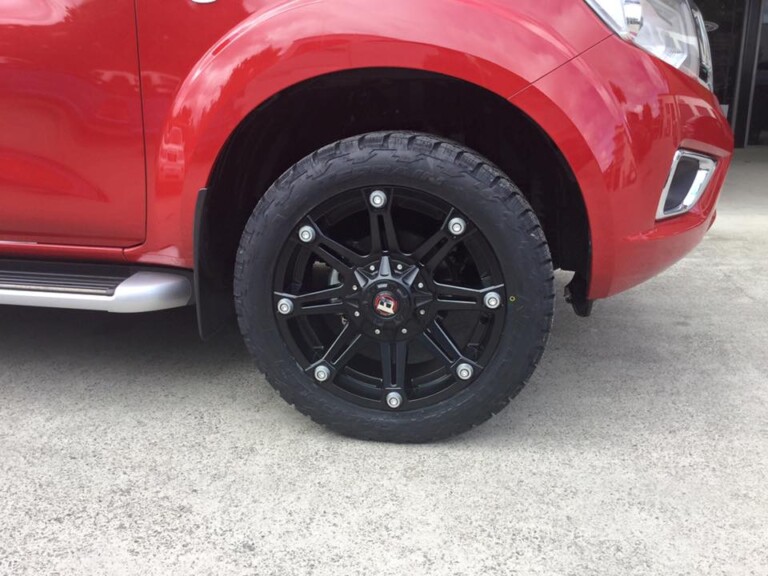 Nissan NP300 with 20-inch Ballistic Joker wheels and Nitto Terra Grappler tyres