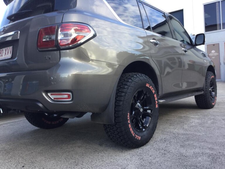 Nissan Patrol with 20-inch Diesel wheels and 35-inch Black Bear A/T tyres