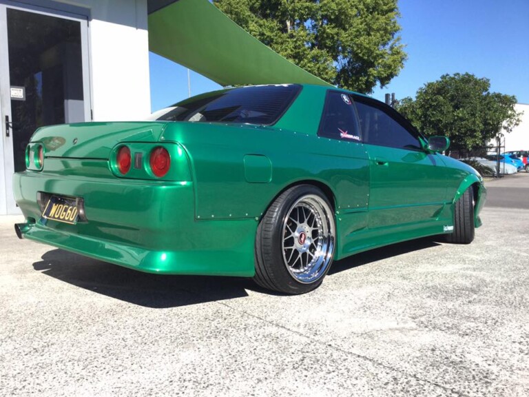 R32 Skyline with 18-inch Yoshihara Design DY-37C wheels and Pace Alventi tyres