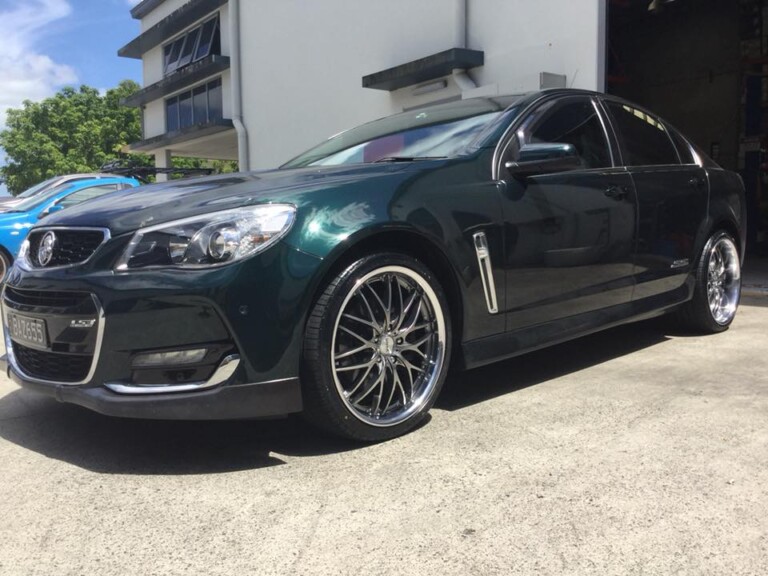 SS Commodore with staggered 20-inch Gmax wheels, 105mm lip at rear