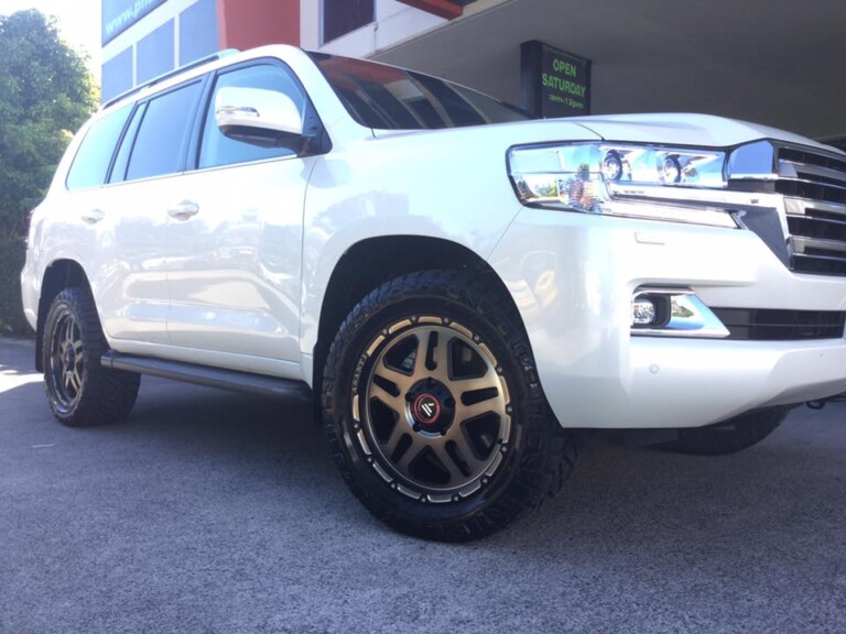 Toyota LandCruiser with 20-inch Asanti AB-809 wheels and Nitto Ridge Grappler tyres