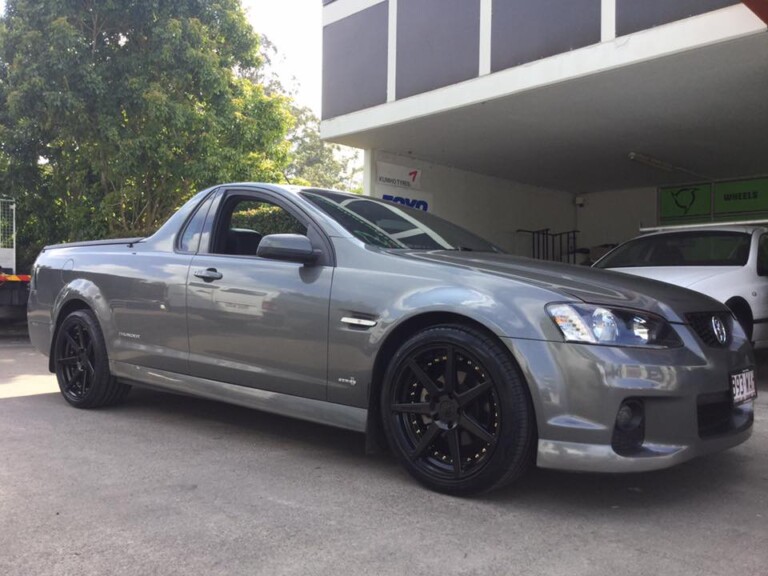 VE Thunder ute with 19-inch staggered Vertini Dynasty wheels